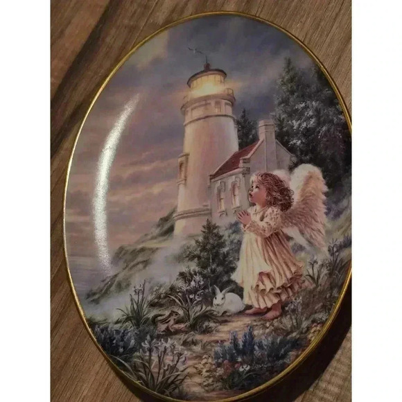 Bradford Exchange Collectible Plates, 8.5", Multicolor - Picture 2 of 6